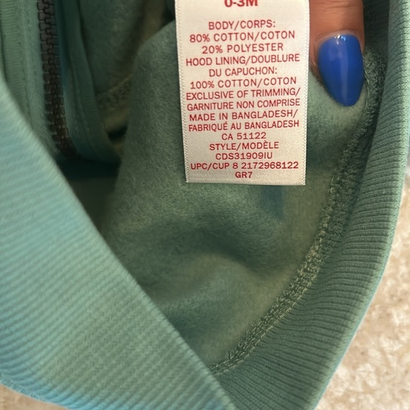 NWT Canada hoodie - Picture 4 of 4